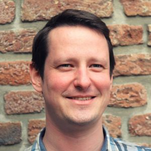 Guido Schmidt ist Lead Game Designer für Football Empire und arbeitete bis 2015 bei Blue Byte in Düsseldorf an Siedler Online & Co.