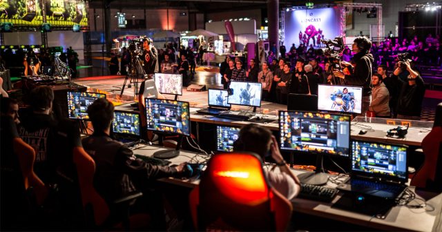 eSports-Turniere und eine dreitägige LAN-Party gehören zum Programm der DreamHack Leipzig 2018 (Foto: Leipziger Messe/Andre Kugellis)