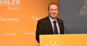 Lootbox-Debatte: Partei-Chef Hubert Aiwanger fordert eine Änderung des Jugendschutzgesetzes (Foto: Freie Wähler Bayern)