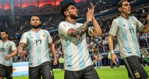 Wieder kein WM-Pokal für Lionel Messi, doch das Gratis-WM-Update für "FIFA 18" hat sich für EA offenkundig ausgezahlt (Abbildung: EA Sports)
