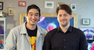 Die Rocket Beans Daniel Budiman und Simon Krätschmer gehören zum Moderatorenteam von Gamescom TV 2018 (Foto: Rocket Beans Entertainment)