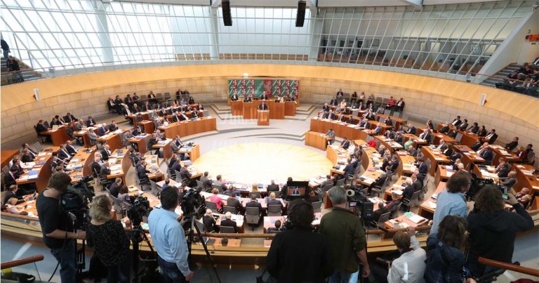 Die CDU- und FDP-Fraktionen im Düsseldorfer Landtag wollen NRW zum führenden Games-Standort machen (Foto: Bernd Schälte / Landtag NRW)
