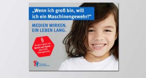 Die Social-Media-Kampagne des Deutschen Kinderhilfswerks soll Eltern zur altersgerechten Auswahl von Computerspielen motivieren (Abbildung: DKHW / PeopleImages / Getty Images)