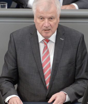 Innenminister Horst Seehofer (CSU) - Foto: Deutscher Bundestag / Achim Melde
