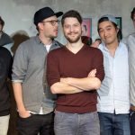 Gründer und Gesellschafter von Rocket Beans TV: Nils Bomhoff, Etienne Gardé, Simon Krätschmer, Daniel Budiman und Arno Heinisch (Foto: Rocket Beans TV / Marco J. Drews)