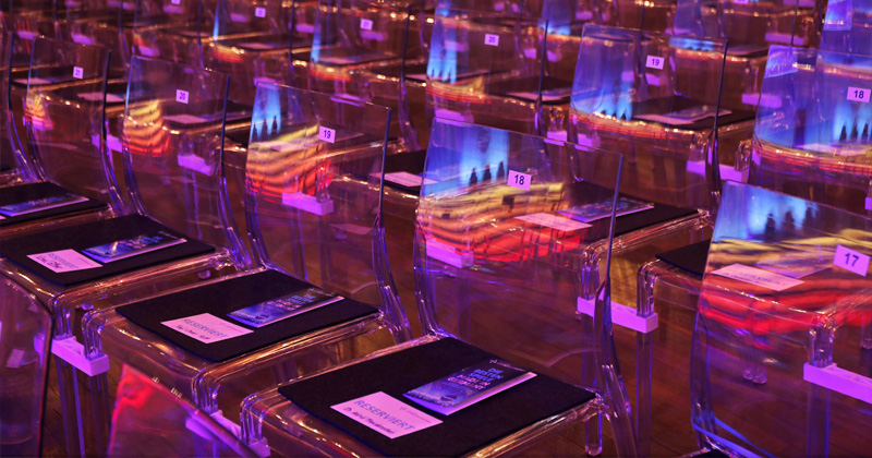 Die Stühle im Löwenbräukeller bleiben leer: Der Computerspielpreis 2020 wird in Form einer Digitalgala vergeben (Foto: Franziska Krug / Getty Images for Quinke Networks)