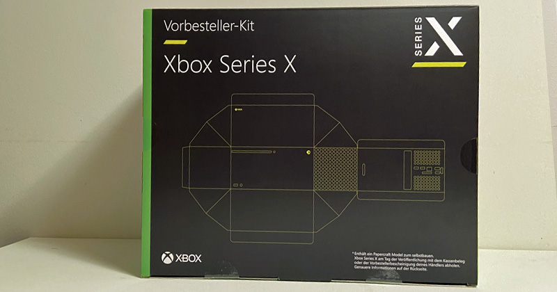 Xbox Series X Vorbesteller-Kit: Papp-Konsole und Original im Vergleich (Foto: GamesWirtschaft)