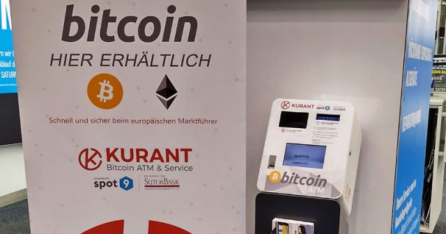 An drei Saturn-Standorten können Kunden ihr Bargeld gegen Bitcoin am Automaten umtauschen (Foto: MediaMarktSaturn Deutschland)