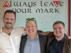 Aesir Interactive: Münchener Studio verpflichtet Ex-Mimimi-Entwickler Publishing Director Marc Bosch (Mitte) mit den Aesir-Geschäftsführern Andreas Sirch und Wolfgang Emmer (Foto: Aesir Interactive)