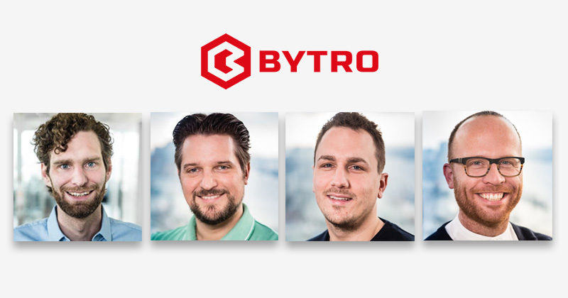 Von links: der scheidende Co-Gründer Tobias Kringe, Christopher Lörken (CEO), Marvin Eschenauer (COO) und Julian Werner (CMO) - Fotos: Bytro Labs GmbH