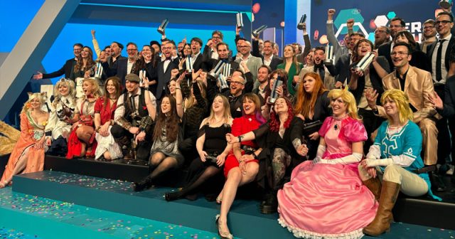Gewinner und Laudatoren beim Deutschen Computerspielpreis 2024 in München (Foto: GamesWirtschaft)