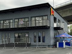 Gamescom 2024: Red Bull Creator Club entfällt Ruhe vor dem Sturm: Wenige Minuten nach Hallenöffnung wurde der Red Bull Creator Club auf der Gamescom förmlich überrannt (Foto: GamesWirtschaft / Fröhlich)