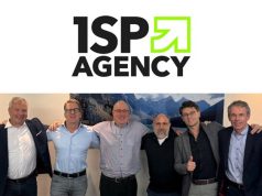 1SP Agency expandiert in die Schweiz PromoPers-Co-Gründer Fritz Feissli (3. von links) mit 1SP Agency-Geschäftsführer Markus Oeller und PromoPers-Co-Gründer Nicolas Purpura (2. v. rechts) - Foto: MSM Digital