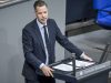 Games-Förderung: FDP-Fraktion befragt Bundesregierung FDP-Fraktions-Chef Christian Dürr während einer Plenar-Rede im Oktober 2023 (Foto: Deutscher Bundestag / Thomas Köhler / Phototek)