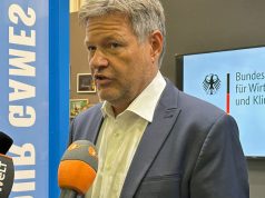 Games-Förderung: Erneuter Antrags-Stopp „absolut schädlich“ Wirtschaftsminister Robert Habeck (Grüne) koordiniert die Games-Förderung des Bundes (Foto: GamesWirtschaft / Fröhlich)
