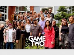 Nach ZDFneo-Aus: Game Two-Team schrumpft deutlich (Update) Chefredakteur Tim Heinke (vorne, Mitte) mit dem Team, das Game Two bis Mitte 2025 im Auftrag von ZDFneo produziert hat (Foto: BEANS Entertainment)