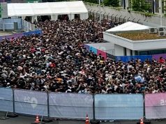 Besucherzahlen-Ranking: Die größten Games-Events 2025 (Update) Schon Stunden vor Hallenöffnung stauen sich die Menschenmassen vor den Sicherheitsschleusen (hier am Eingang Süd) - Foto: GamesWirtschaft