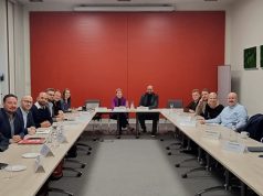 E-Sport-Roundtable Berlin: Giffey trifft Hauptstadt-Szene Franziska Giffey (SPD) und Michael Biel (SPD) empfingen die Berliner E-Sport-Branche zum 4. Round-Table in der Senatsverwaltung (Foto: SenWiEnBe)