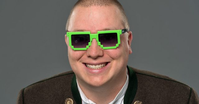 Mit der #Bürgerbrille ins Rathaus von Neufahrn: Bürgermeister-Kandidat Marc Bosch (Foto: privat)