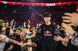Red Bull League of its Own: E-Sport-Stars gastieren in München Weltstar zum Anfassen: T1-Ikone Faker bei Red Bull League of Its Own am 29. November 2025 in München (Foto: Sebastian Kraft / Red Bull Content Pool)