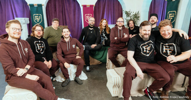Das Ensemble von Friendly Fire 11 läuft mit offiziellem Merchandise (inspiriert von Anno 117) auf. Die Erlöse aus den Fanartikel-Verkäufen kommen ebenfalls dem guten Zweck zugute.