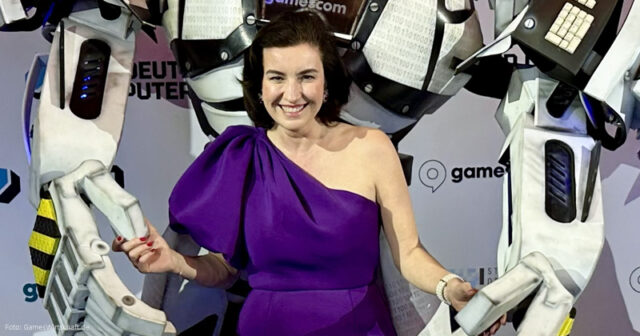 CSU-Politikerin Dorothee Bär (hier beim Computerspielpreis 2026 in München) ist Bundesministerin für Forschung, Technologie, Raumfahrt - und Games.