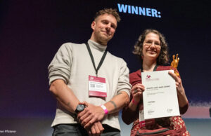 Constance gewinnt Animated Games Award 2026 Game Director Hans Böhme und 2D Environment Artist Siba Gasser nahmen stellvertretend fürs Constance-Team den Animated Games Award 2026 entgegen.