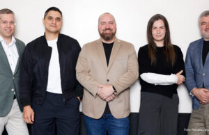 Game-Mitglieder bestätigen Vorstand Janssen – Graeff neu im Gremium Der frisch gewählte Vorstand des Branchenverbands Game ab Juni 2026: Clemens Mayer-Wegelin, Sandro Heuberger, Lars Janssen, Maxi Graeff und Benedikt Grindel.