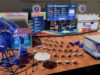 Gamescom 2026: FYNG City belegt über 1.500 Quadratmeter Riesenrad, Liegestühle, Showbühne: So stellen sich die Webedia-Planer die FYNG City in Halle 7 der Gamescom 2026 vor.