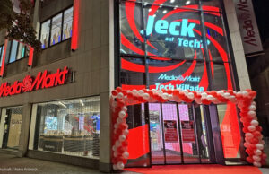 Saturn-Ticker: Fast alle Filialen werden zum MediaMarkt umgebaut Noch wenige Wochen zuvor stand an dieser Stelle ein Saturn-Markt: Das MediaMarkt Tech Village in der Hohe Straße in Köln ist seit dem 27. August 2026 geöffnet.